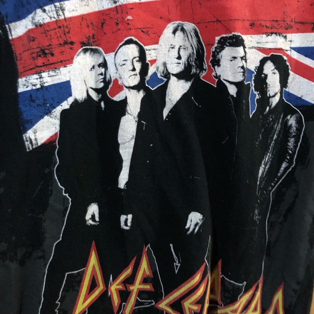 Vintage Def Leppard Concert T-shirt , tag faded see measurements seems M/L adult - Picture 6 of 9